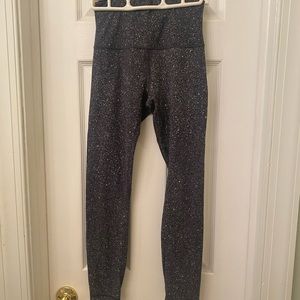 Luminesce Splatter Ice Grey Black Align 4